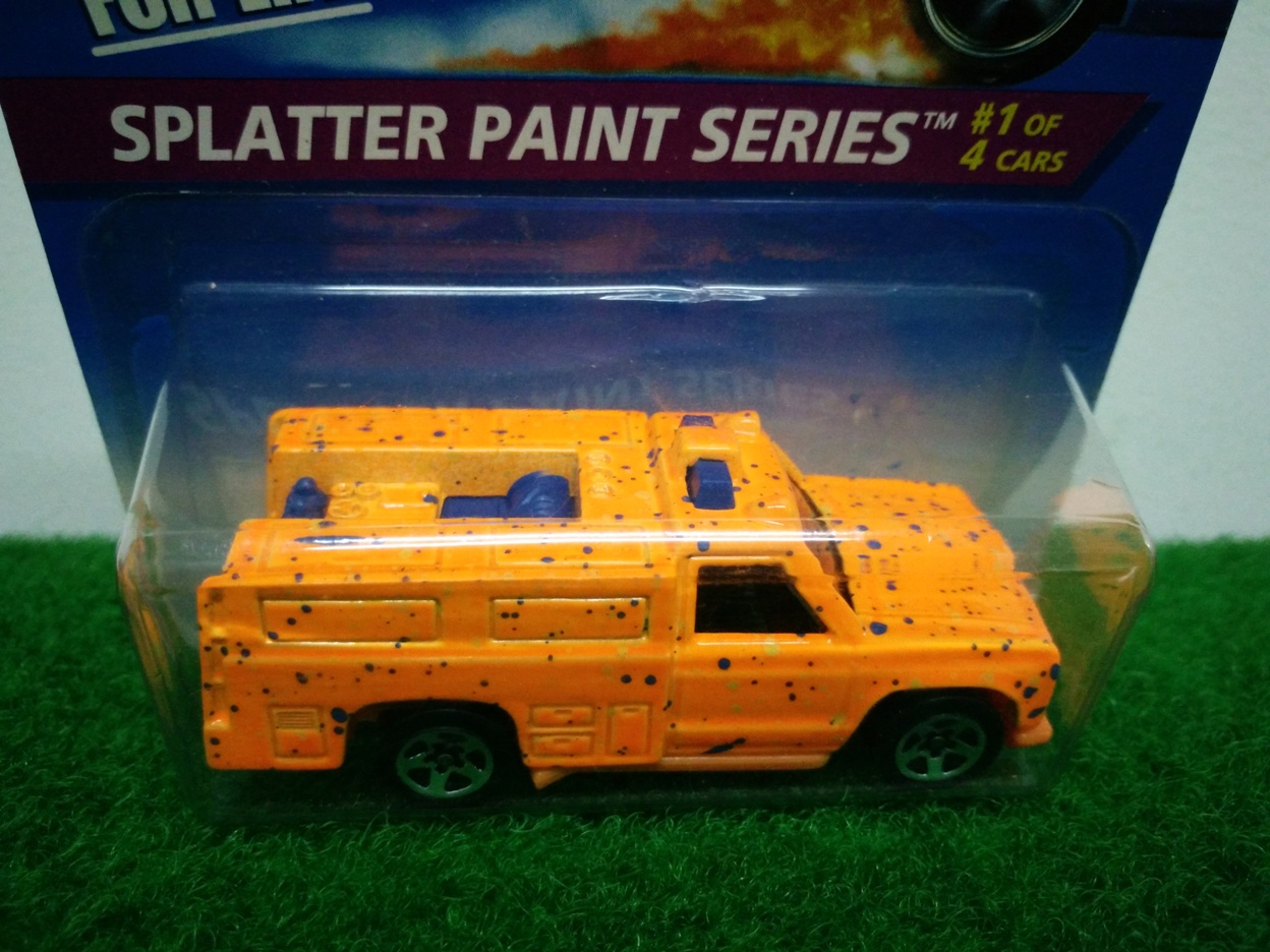 Hot Wheels Neon Colors & Cool Stereo System; Splatter Paint Series #1 of 4 (Rescue Ranger)