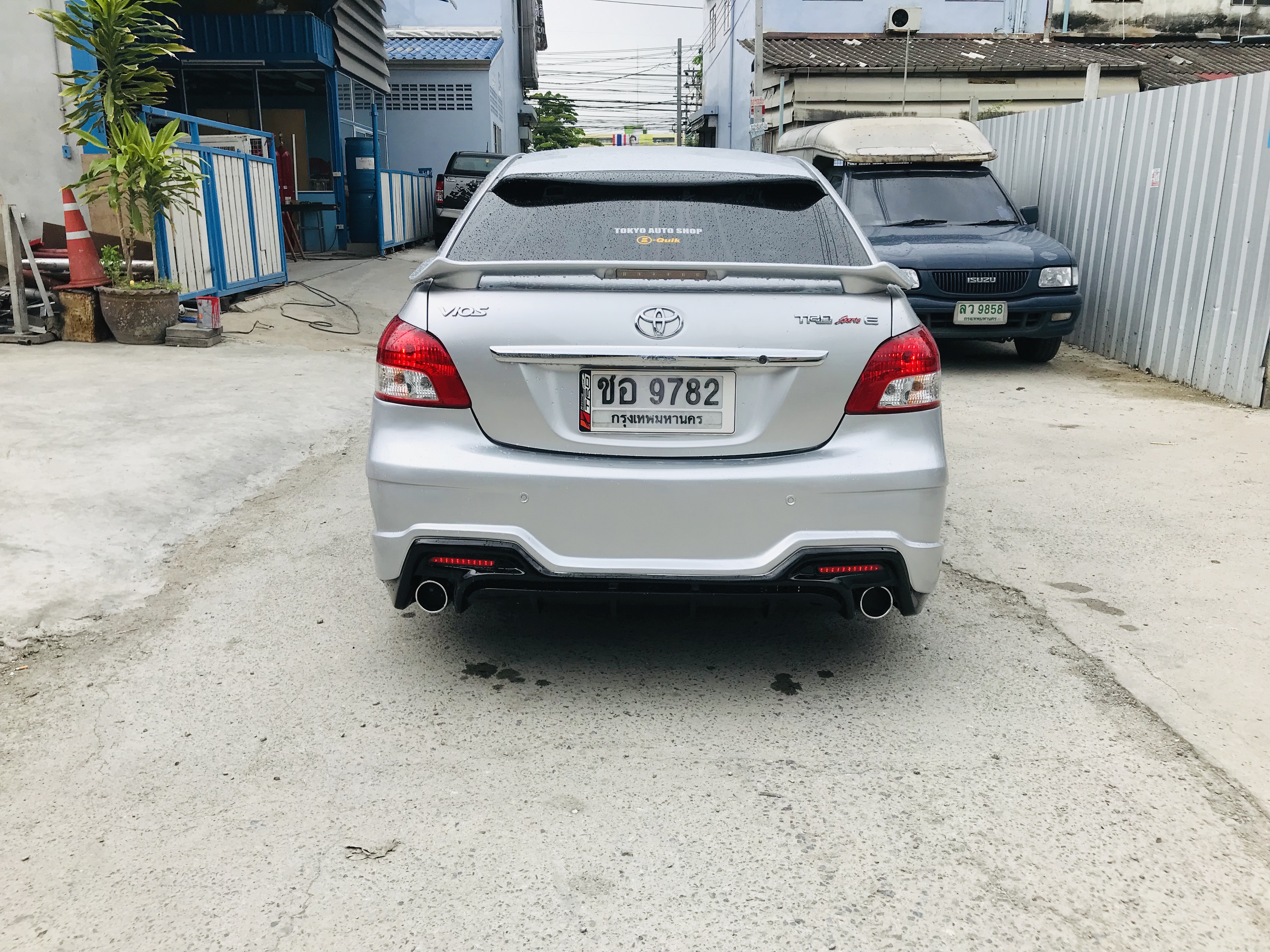 ชุดแต่ง Vios 2008-2012 ทรง is sport