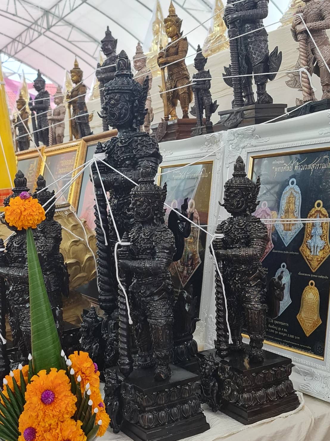 เทวรูปหล่อพุทธศิลป์ ท้าวเวสสุวรรณโณ 1.15เนื้อมหาชนวนนำฤกษ์ ขนาด 3 นิ้ว(สมาคมอนุศาสนาจารย์ไทย)