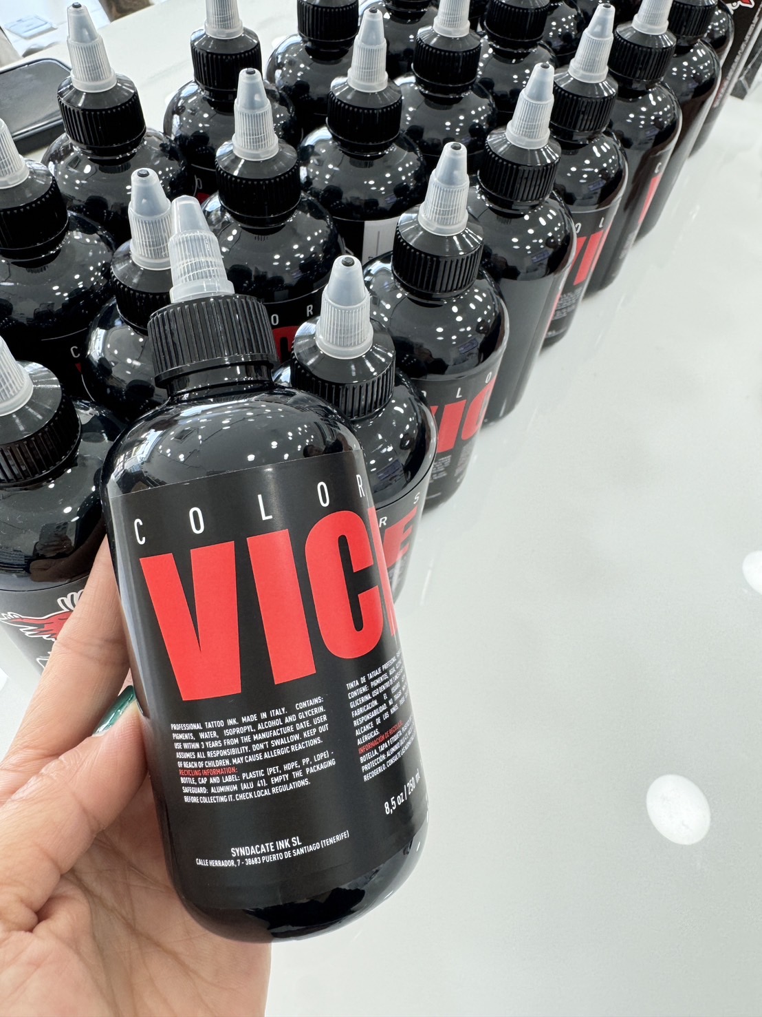 Vicious Black Color Ink Tattoo 250ml ขนาด 8.5oz Vicious Black Color Ink Tattoo 250ml ขนาด 8.5oz