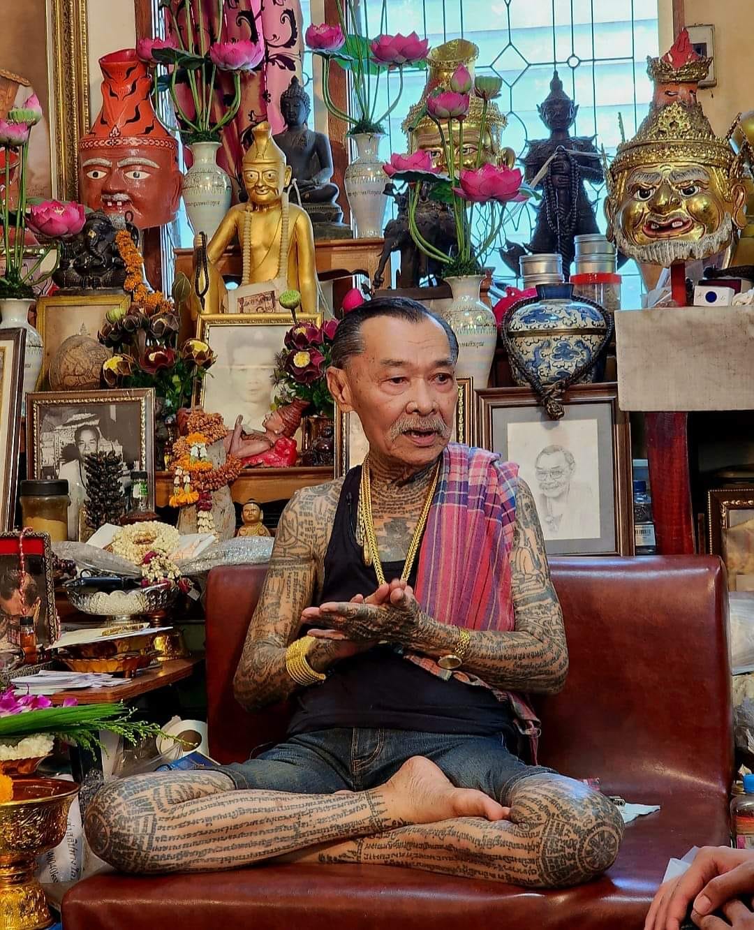 วัตถุมงคลบรมครูพ่อปู่ฤาษีนารอทผงพรายกุมาร พร้อมส่ง