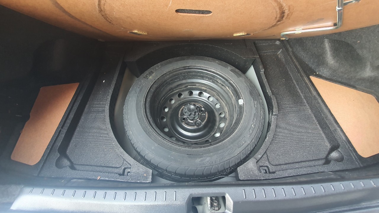 TOYOTA VIOS 1.5 ES A/T 2010