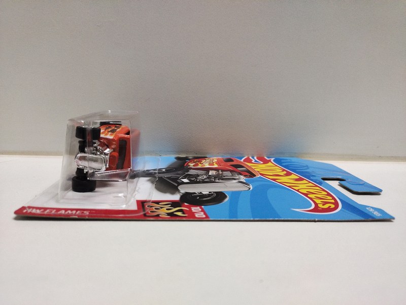 Hot Wheels HW Flames: '32 Ford # 10/10