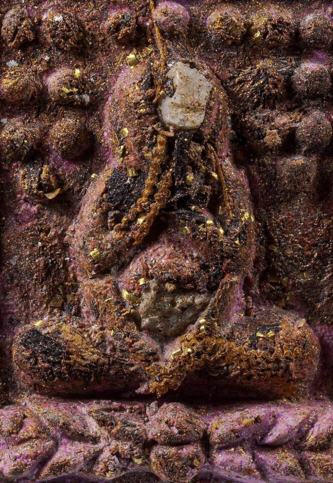 พระปิดตาปรกโพธิ์ ผงกระดูกผี รุ่นรวยพันล้าน (พร้อมส่ง)