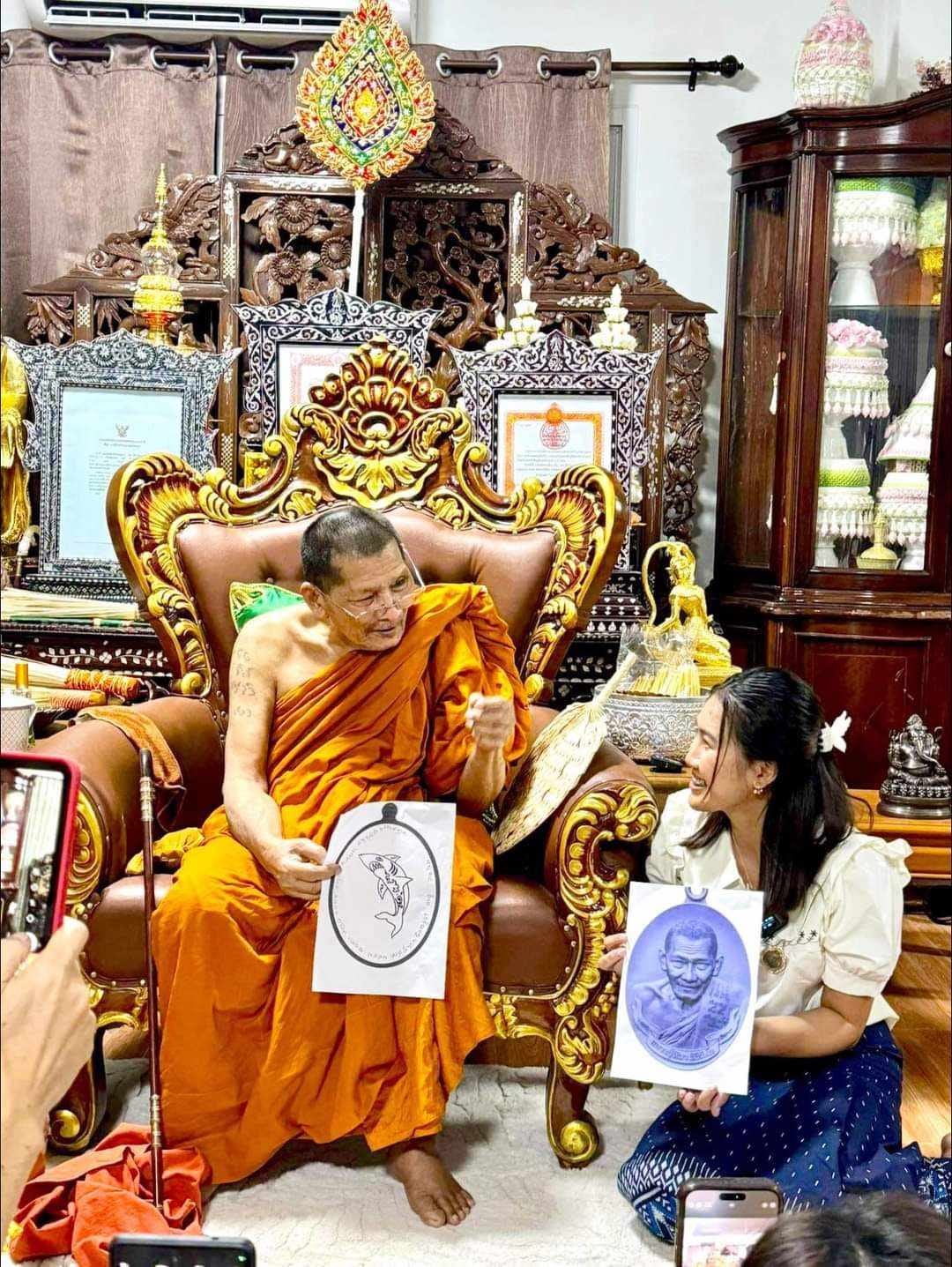 หลวงปู่มหาศิลา รุ่น แสนแก้วมณีโชติ และฉลามเรียกทรัพย์ งับเงินงับทอง(พระออกแล้ว พร้อมส่ง)