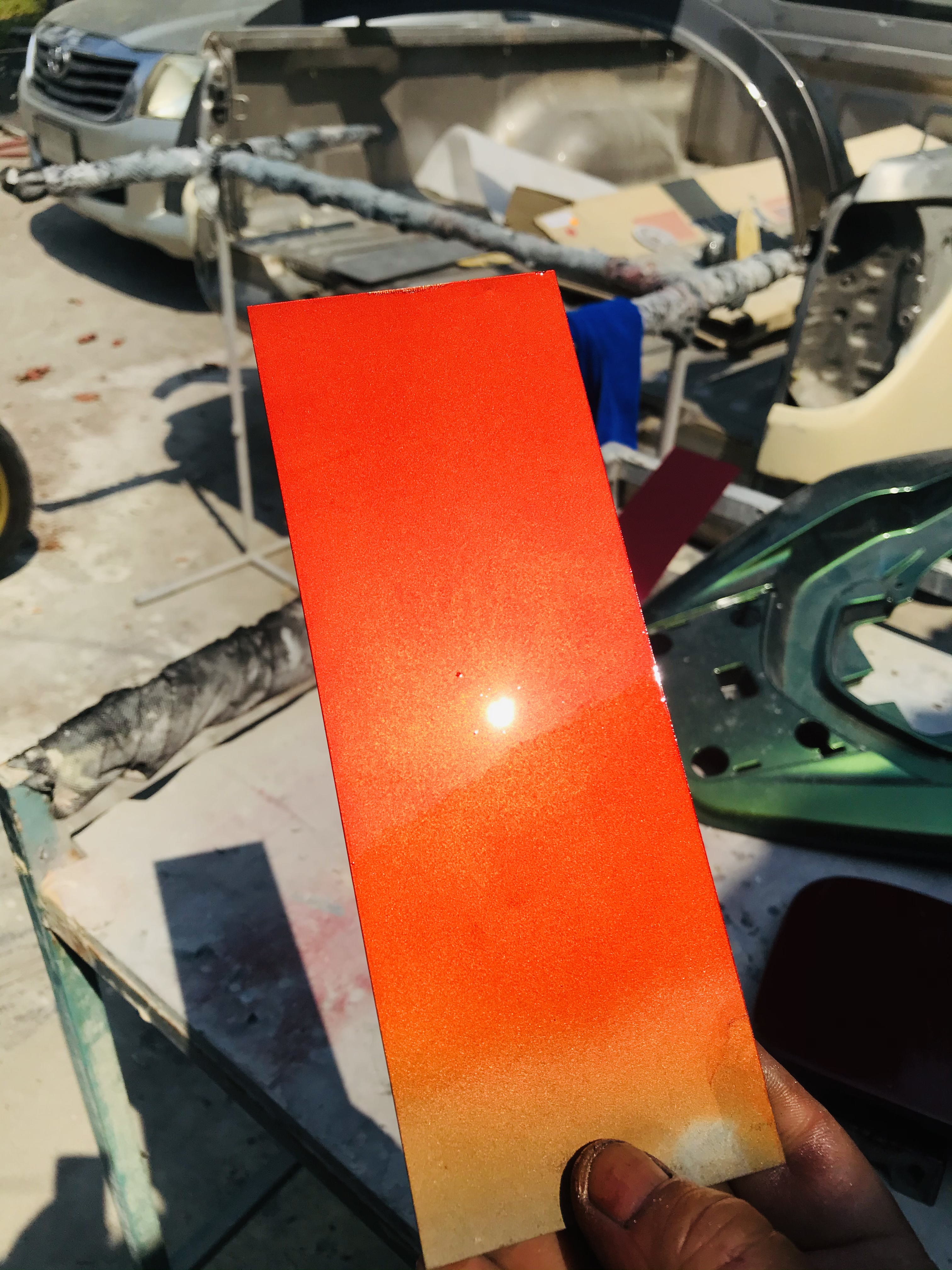 สีแก้ว มีหลายสีให้เลือก