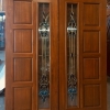 ประตูไม้สักกระจกนิรภัยบานคู่