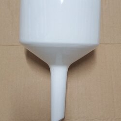 กรวยกรองบุชเนอร์ จีน ศก.ภายใน 110 mm Buchner Funnel Porcelain
