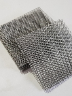 ตะแกรงพันมอสขนาด 7.5*7.5 cm