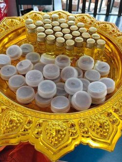 น้ำมันเทพรัญจวน,สีผึ้ง หลวงปู่มหาศิลา(พร้อมส่ง)