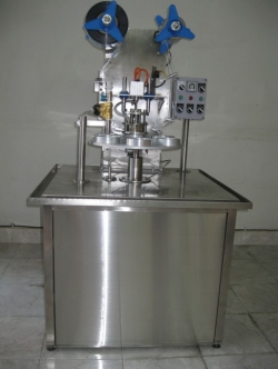 เครื่องบรรจุน้ำแก้ว (อัตโนมัติ)