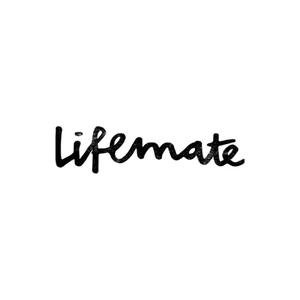 Life Mate (อาหารสุนัขแบบเม็ด)