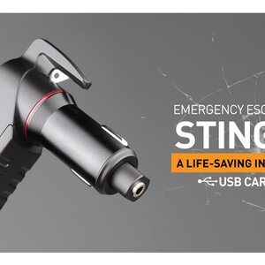อุปกรณ์ช่วยชีวิตพร้อมที่ชาร์จมือถือในรถยนต์ Stinger